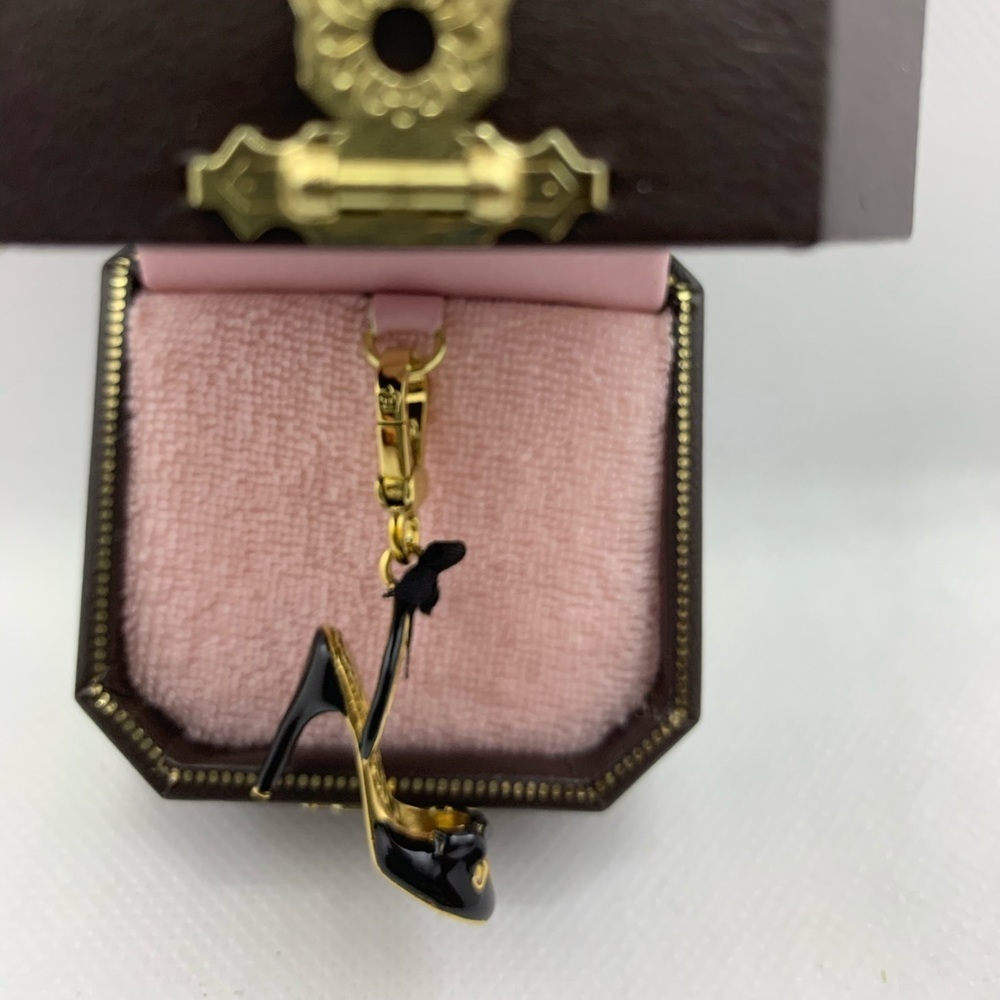Juicy Couture  Black High Heel Charm